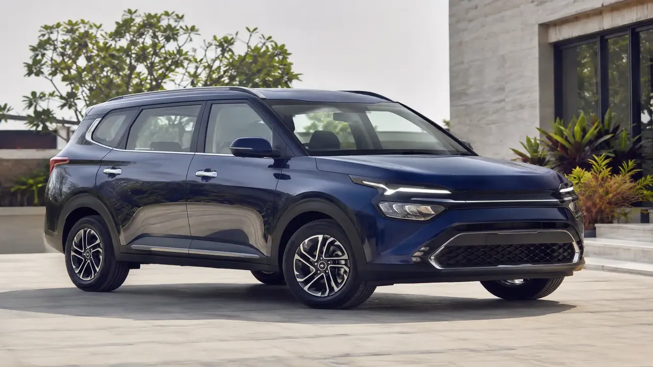 Luxury Car Market Trend: Why Premium Brands Are Diverging on EVs and Pricing