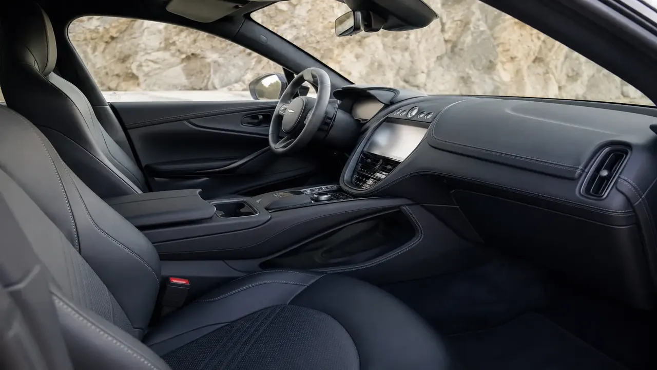 Aston Martin DBX707 — interior