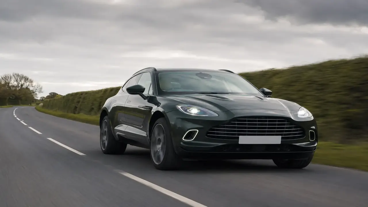 Aston Martin DBX707 — UK review