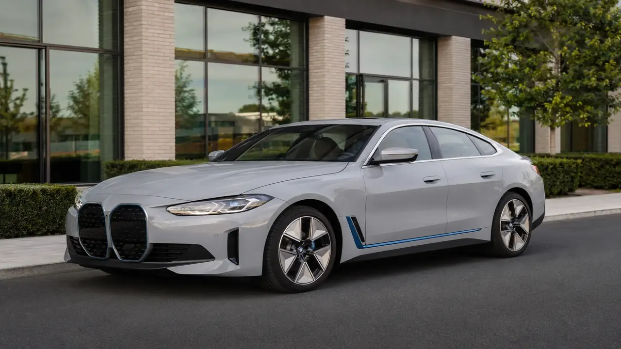 BMW i4 — exterior