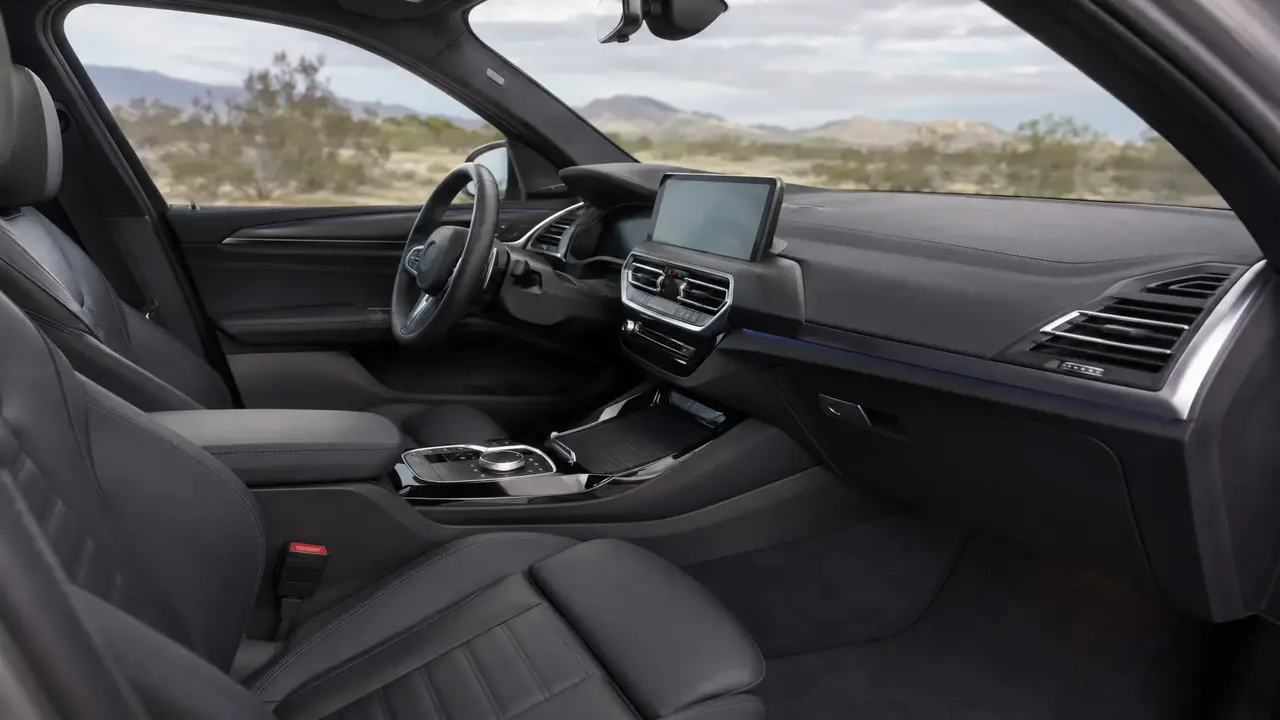 BMW iX3 — interior