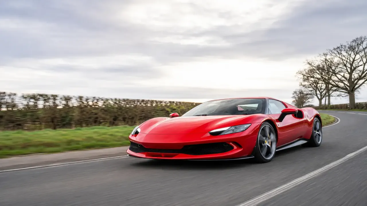 Ferrari 296 GTB/GTS — UK review