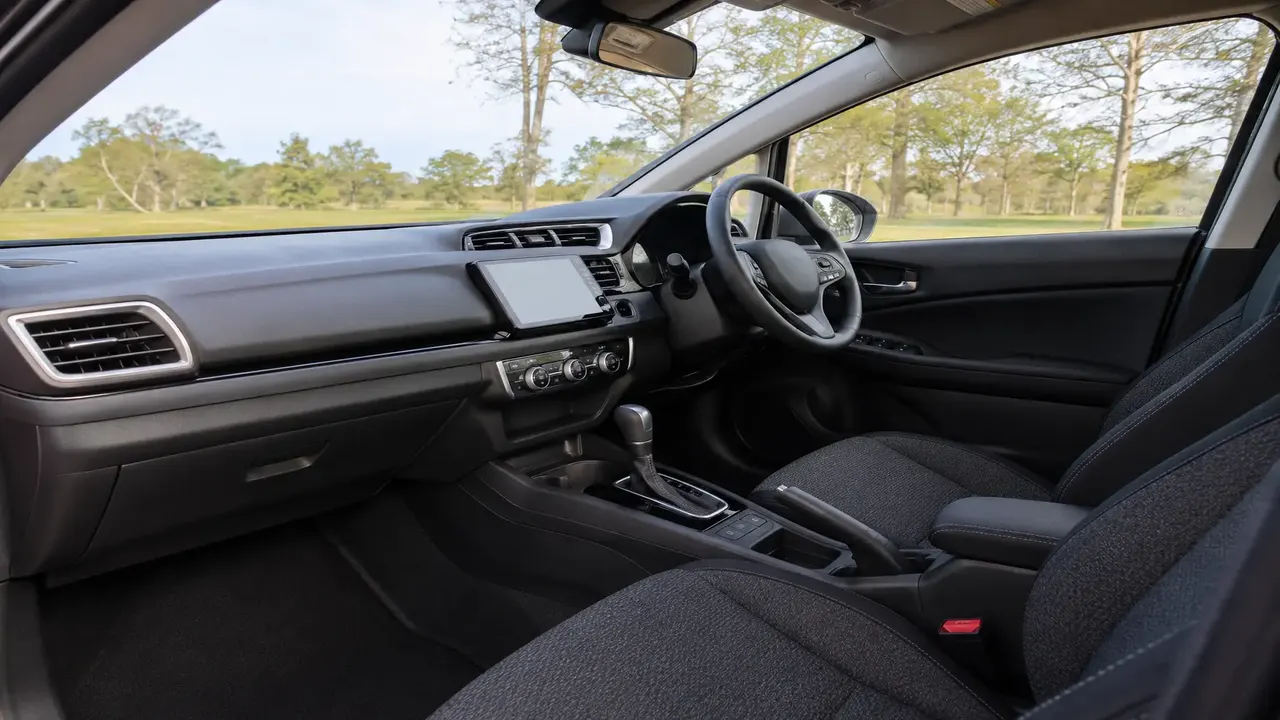Honda Jazz (Fit) — interior