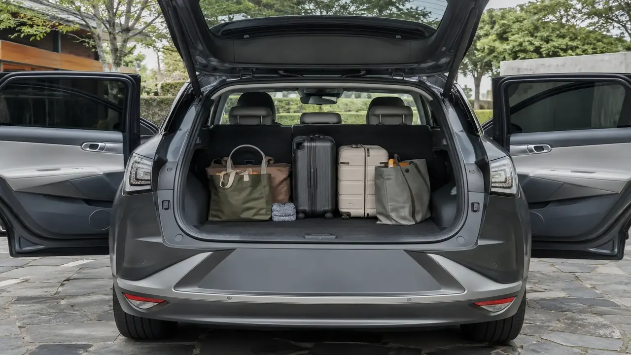 Hyundai Nexo — practicality