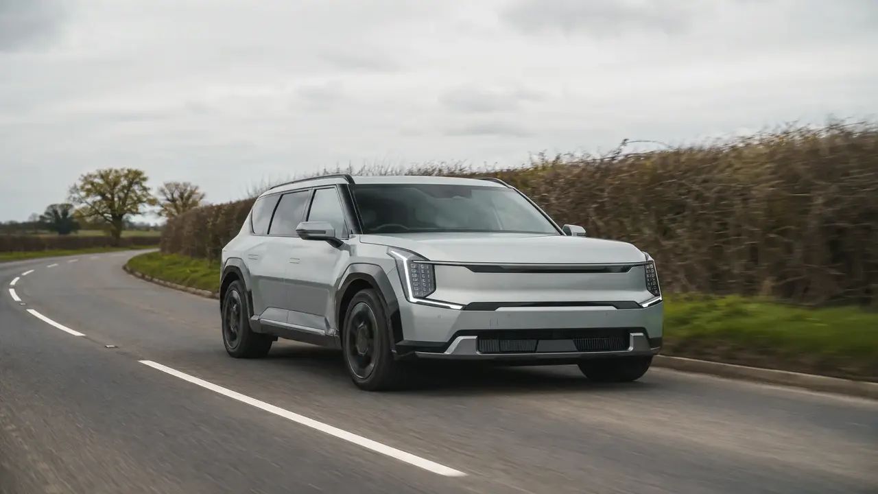 Kia EV9 Air RWD — UK review