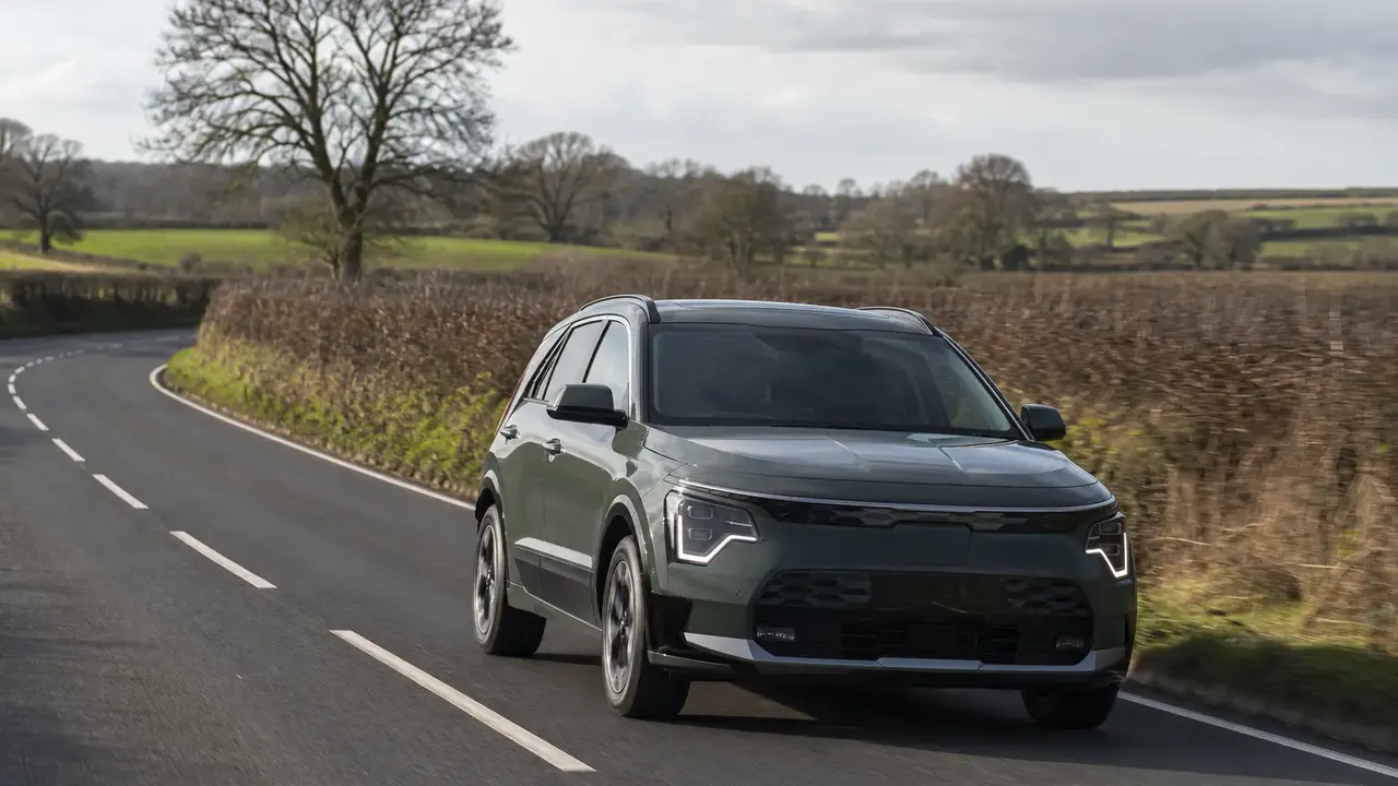 Kia Niro Hybrid FE — UK review