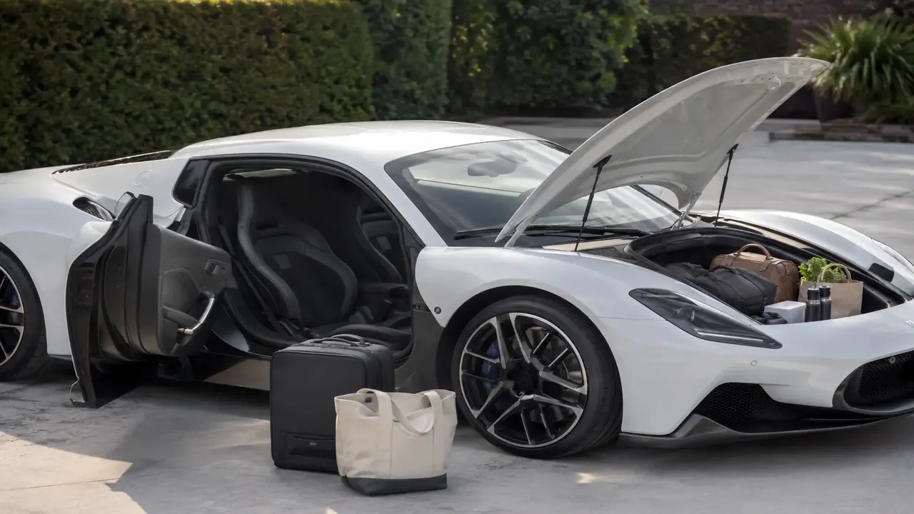 Maserati MC20 — practicality