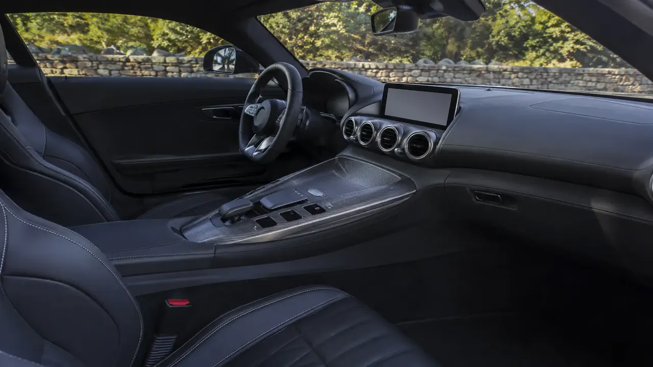 Mercedes-AMG GT — interior