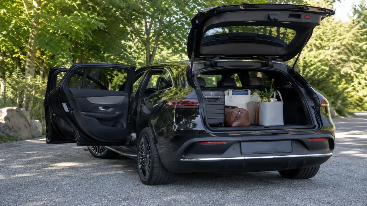 Mercedes-Benz EQC — practicality