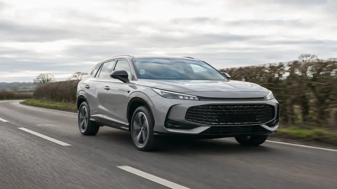 HS-compact crossover SUV (2018) — UK review