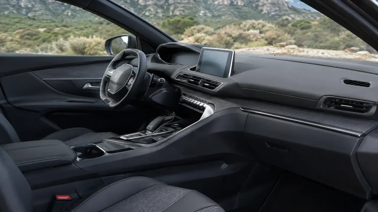 Peugeot 3008 — interior