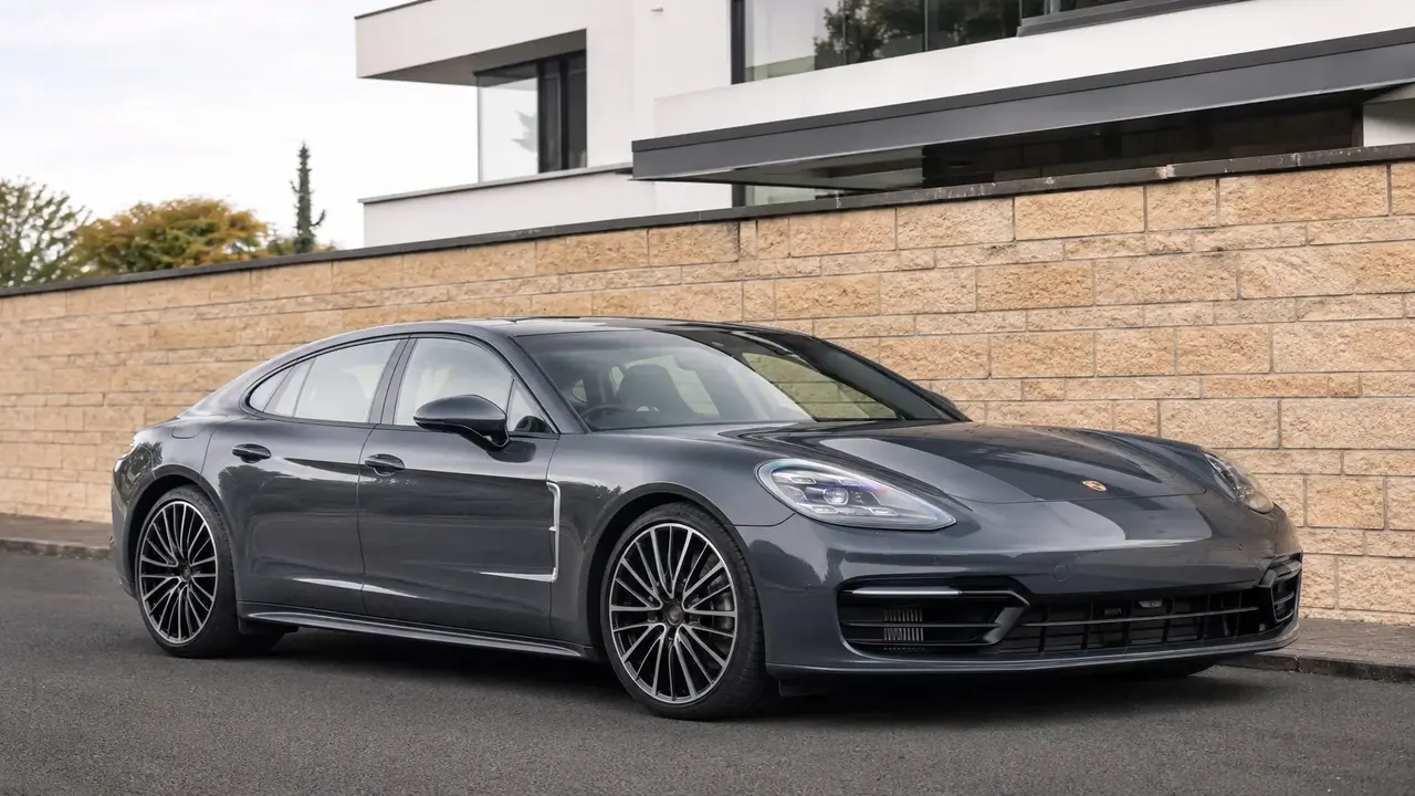 Porsche Panamera — exterior