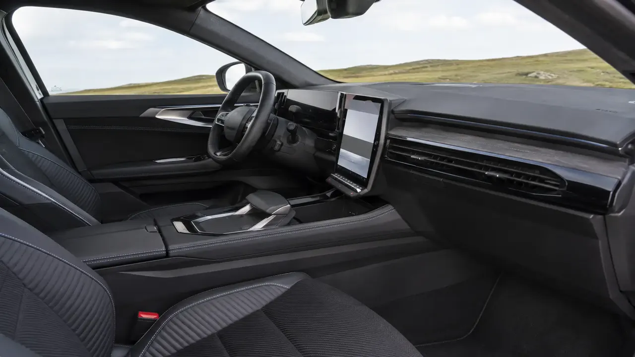 Renault Austral — interior