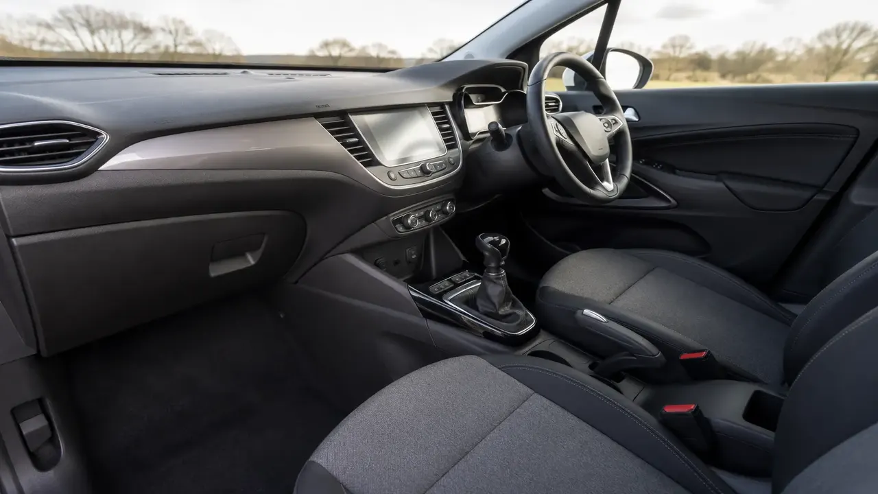 Vauxhall Crossland — interior