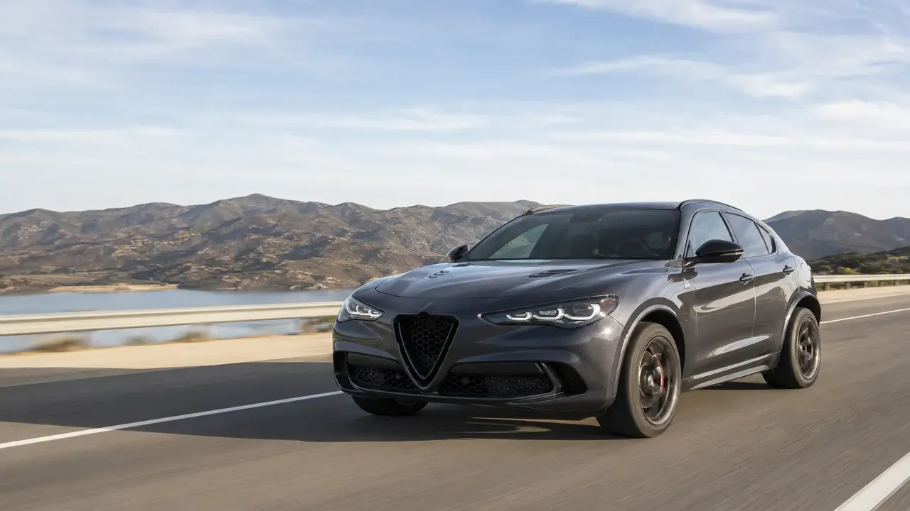 Alfa Romeo Stelvio — US review