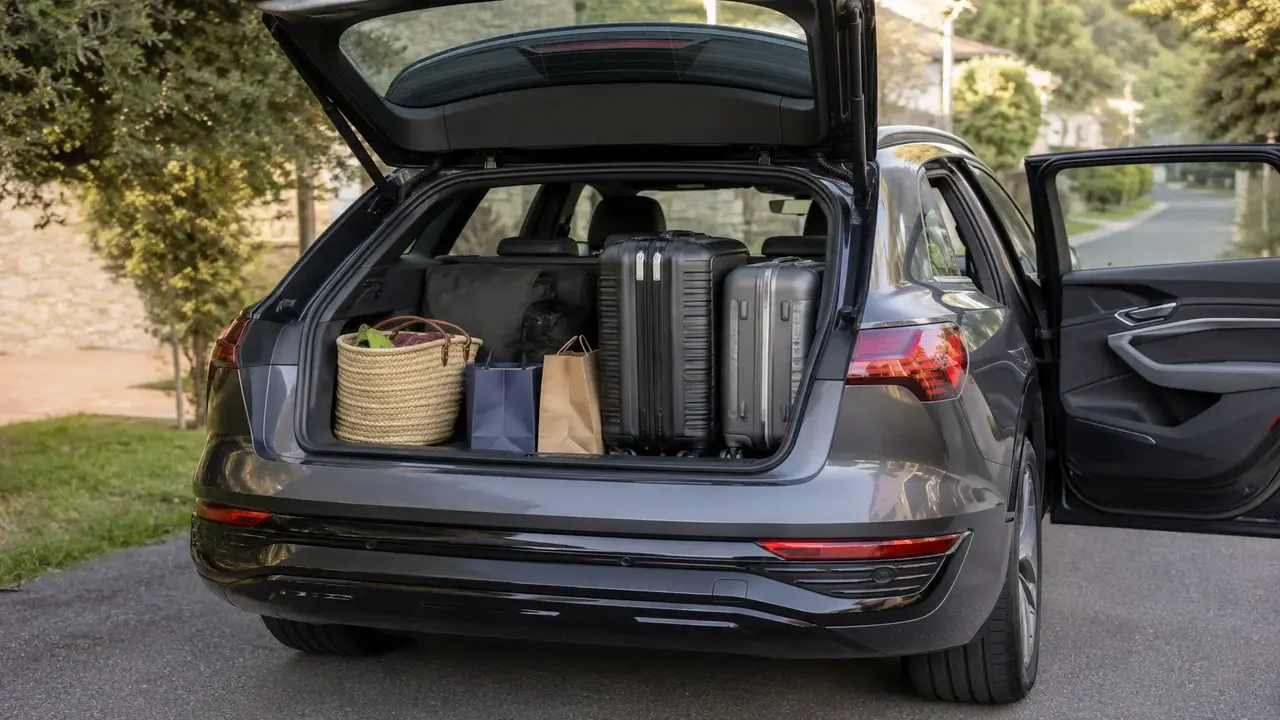 Audi Q8 e-tron — practicality