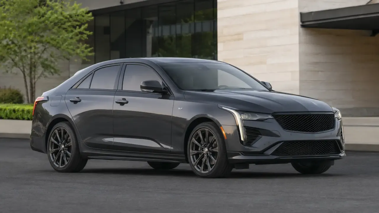 Cadillac CT4 — exterior