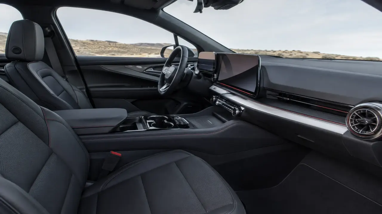 Chevrolet Blazer — interior
