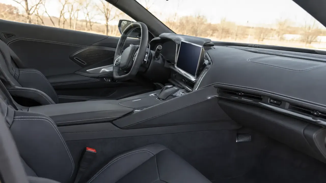 Chevrolet Corvette C8 — interior