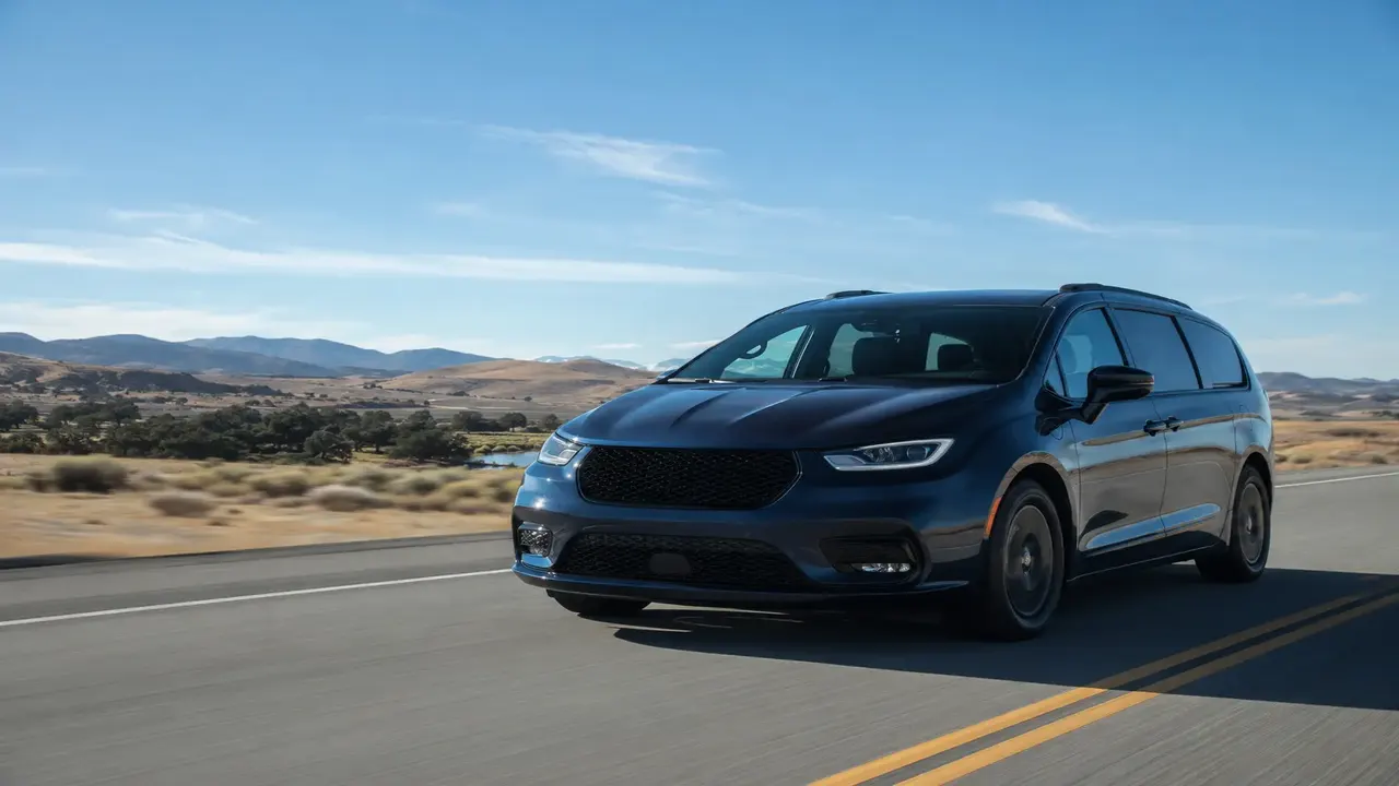 Chrysler Pacifica Hybrid — US review
