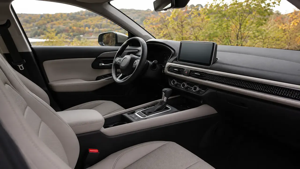 Honda HR-V EX-L AWD — interior
