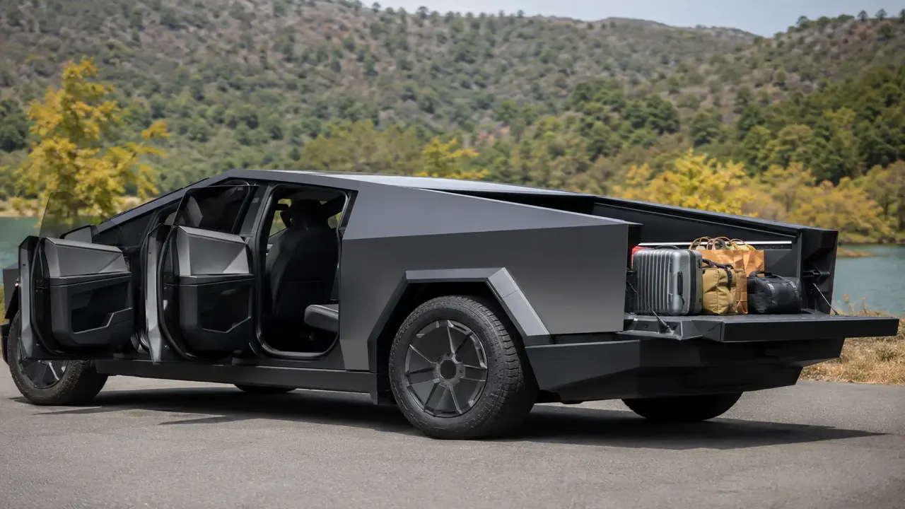 Tesla Cybertruck All-Wheel Drive — practicality
