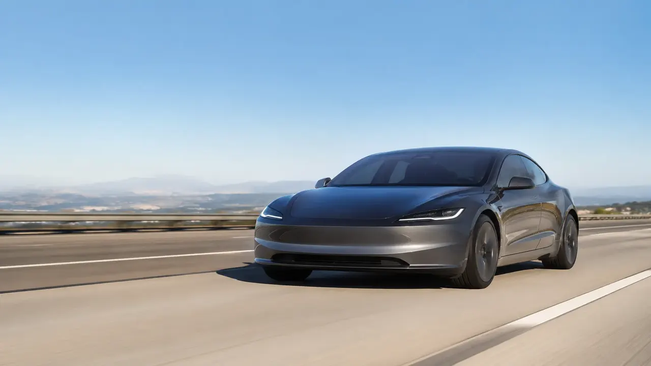 Tesla Model S Plaid — US review