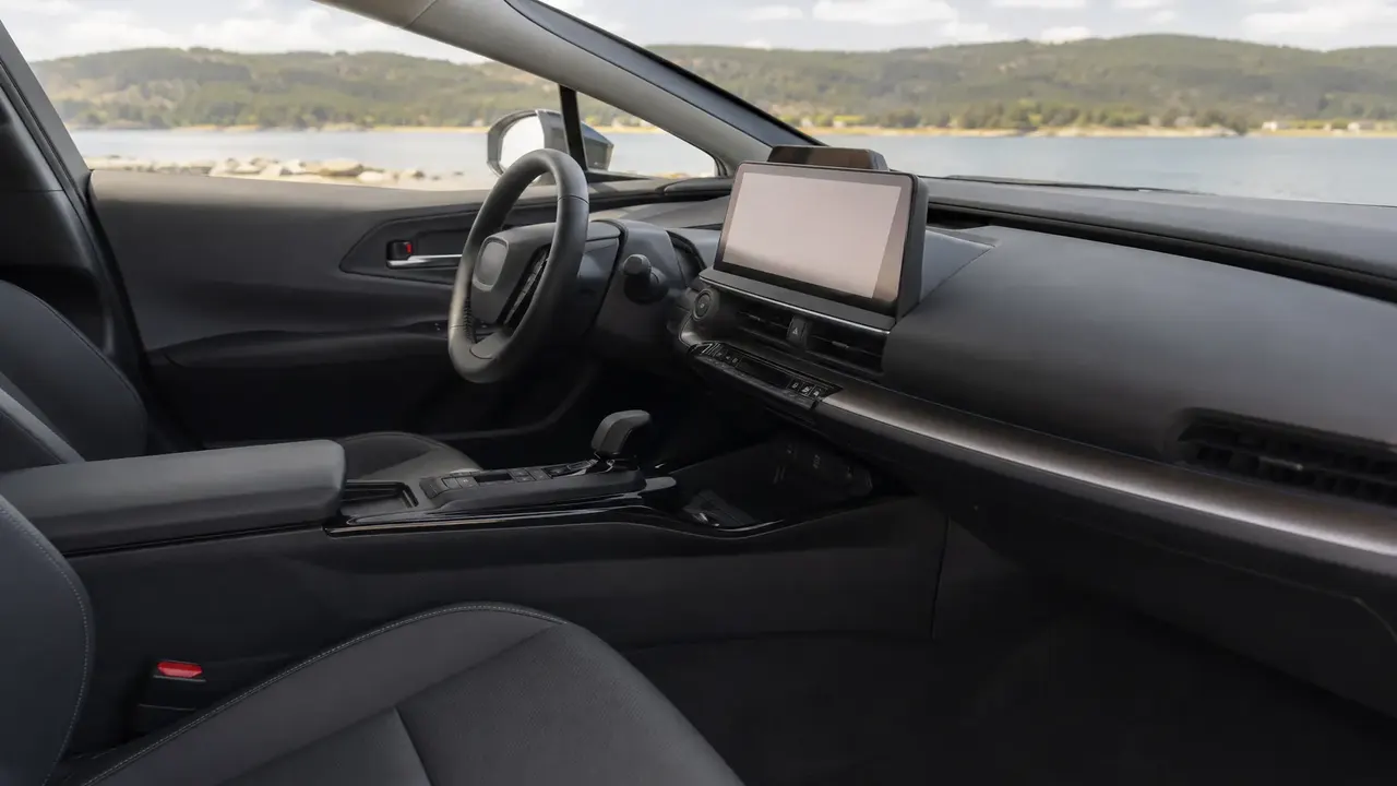 Toyota Prius XLE AWD — interior