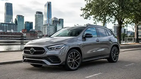 GLA-Class – Subcompact crossover (2013) review