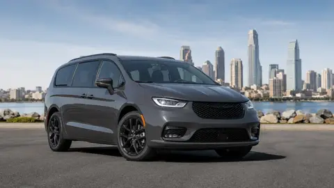 Chrysler Pacifica review