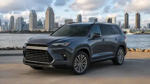 Toyota Grand Highlander Hybrid MAX Platinum review