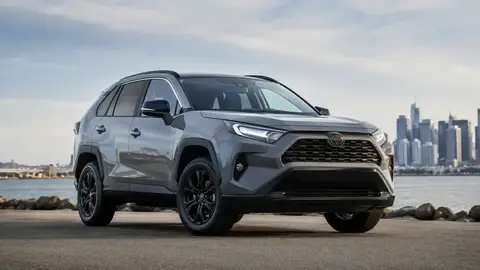Toyota RAV4 Hybrid XLE Premium review
